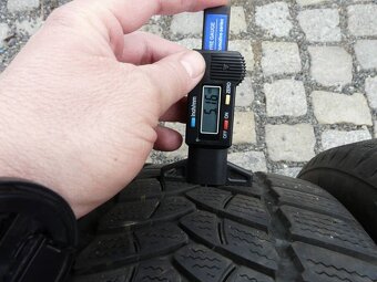 ZIMNÍ PNEU FIRESTONE 215/55R17 - 4