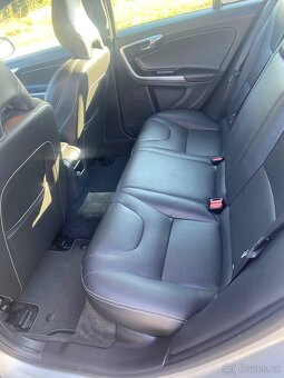 Volvo V60 D4 140 kw - 4