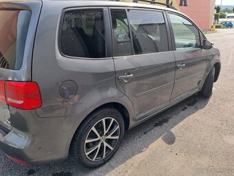 VW Touran 1.2 TSI Bluemotion ,7 míst - 4