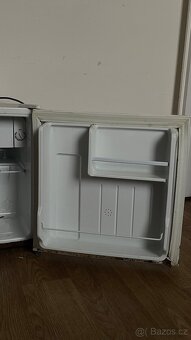 Malá lednička MATSUI - 4