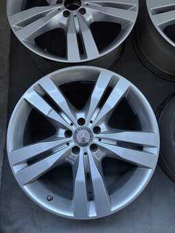 ORIGINÁLNÍ ALU KOLA MERCEDES R20 - 4