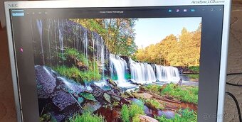 LCD Monitor NEC AccuSync 22" s reproduktory - 4
