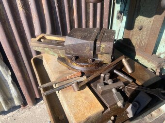 Sloupová vrtačka 2H150 - 4