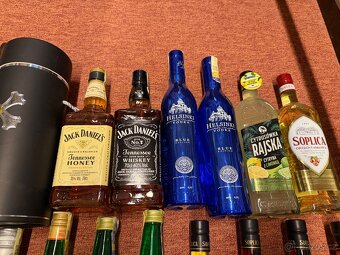 láhve Jack Daniels, Beefeater, Heffron, zelená - 4