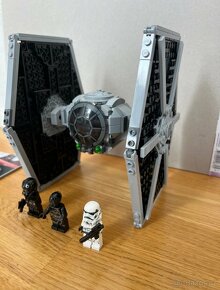 Lego Star Wars 75300 Imperial Tie Fighter - 4