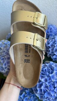 Dámské zlaté pantofle Birkenstock 38 - 4