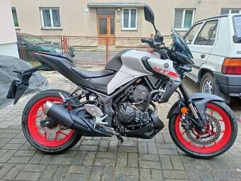 Yamaha MT-03 - 4