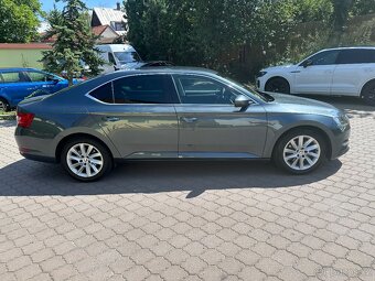 PRONÁJEM VOZIDLA SKODA SUPERB 2.0 TDi, DSG, R.V.2020. NA TAX - 4