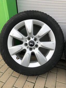 Sada disků Mini 5x112 7,5x17 ET52 + zimní 225/55 R17 - 4