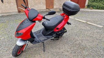 MP Korado Via 50ccm 4t. R.v 2007 - 4