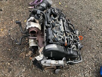 Motor VW Passat B7 2,0 TDi 103 kw comonrail - 4