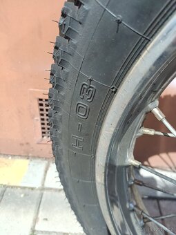 Kolo jawa 18 palců s pláštěm i duší - 4