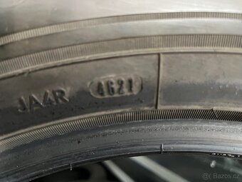 255/60 R19 113V - 4