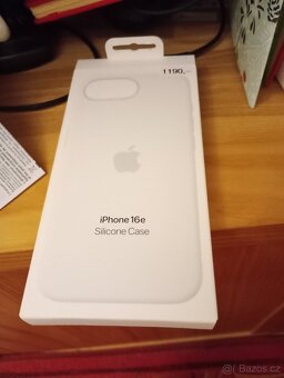 Nový iPhone 16e s krytem a zárukou - 4