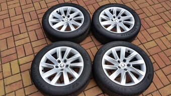 Letní sada ŠKODA Superb 3, Passat B8 5x112 R17 p. 215/55/17 - 4