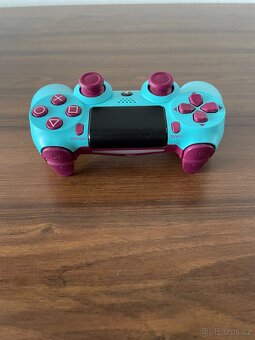 PlayStation 4 Slim 500GB - 4