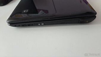 ASUS X64V - 4