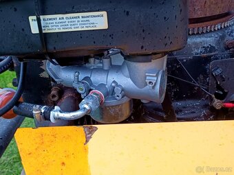 Briggs and Stratton 252707 - 4