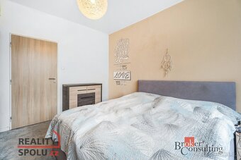 Převod dr. podílu, byty/3+1, 70 m2, Legií 2568, 40747 Varnsd - 4