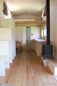 Zařízený Tinyhouse 7,5 x 2,5 x 4m - 4