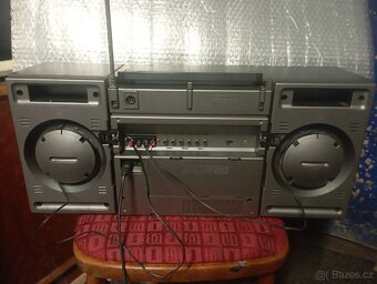 Prodám radiomagnetofon Philips D8578 - 4