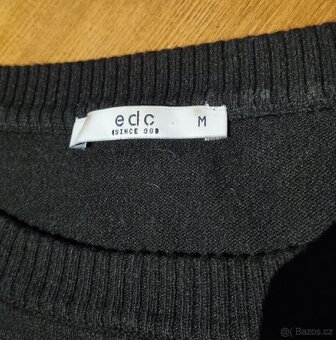 Dámské černý svetr se zebrou zn. edc - 4