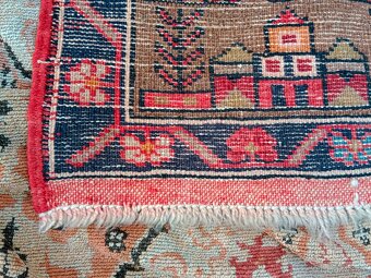 Krásný starý ručně tkaný zachovalý koberec č.3 - 4