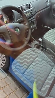 Škoda Fabia 1.4 16V najeto 39tis km - 4