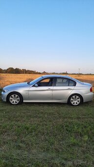 BMW e90 / 95 kW Manuál - 4