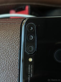 Mobilní telefon - 4