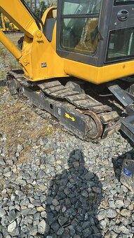 MINIBAGR KOMATSU - 4