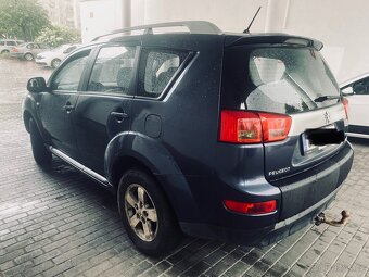 Peugeot Suv 4007 4x4 7Míst Tažné Naj-251Tkm. - 4