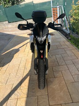 Aprilia SMV 750 Dorsoduro - 4