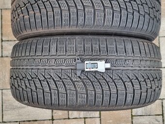 4ks zimních pneu NOKIAN WR A4 235/45 R18 - 4