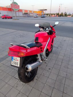 Honda VFR 750 72Kw A2 - 4