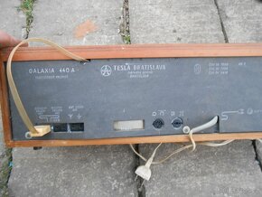 Retro rádio Tesla Galaxia 440 A - 4
