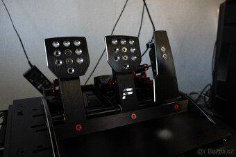 Simracing výbava (MOZA, Fanatec - DD, volant, pedály, ...) - 4