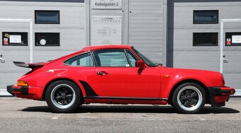 Porsche 911 Carrera 3.2 z roku 1986 - 4