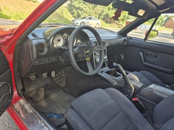 Mazda MX-5 NA - 4