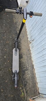 Xiaomi Mi Electric Scooter 3 - 4