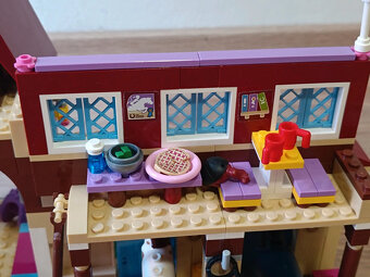 LEGO Friends 41126 jezdecký klub - 4