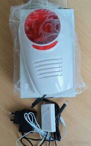 Víceúčelový bezdrátový GSM alarm s bohatým příslušenstvím - 4