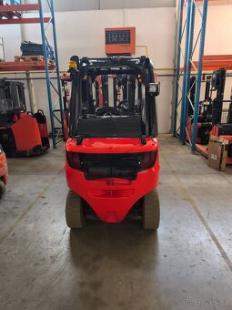 VZV Linde 2,5 plynový - 4