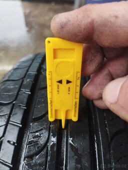 Letní pneu 195/55/15.DOT-0524 - 4