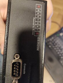 L2 switch Edge-core ES3528M 24x10/100Mbit+4x1Gbit - 4
