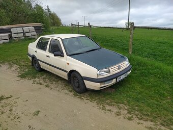 Prodám Volkswagen Vento 1.9D - 4