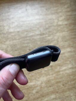 Apple Watch series 3 42mm - 4