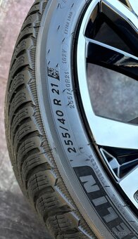 Zimní top sada Volvo XC60 255/40R21 102V - 4