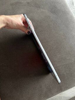 Apple iPad Air 4 (2020) – 64 GB – Wi-Fi + Cellular - 4