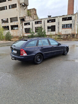 prodám Mercedes Benz W203 C 270CDI automat, tažné zařízení. - 4